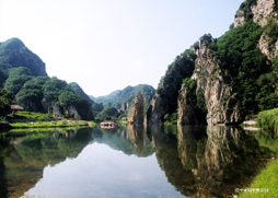 東北小桂林-冰峪溝.英納湖游船一日游(0購物0自費，含午餐)